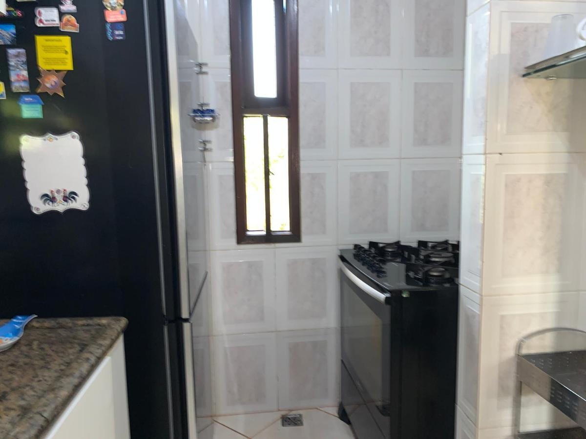 Casa de temporada 4 quartos sendo 2 suítes em Vilas do Atlântico - 200 m da praia e 6 km da capital Lauro de Freitas Exterior foto